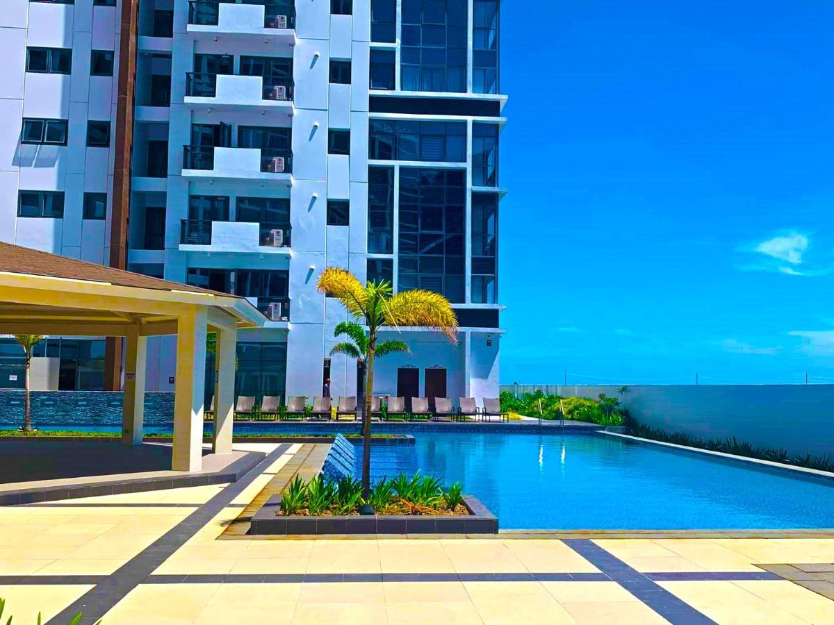 Mactan Newtown - New Modern Condo With Ocean View Île de Mactan Extérieur photo